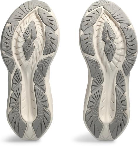 ASICS Damen Laufschuhe NOVABLAST 4 39 ½ in Grau