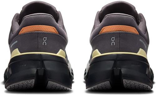 ON Herren Laufschuhe Cloudrunner 2 47 in Grau